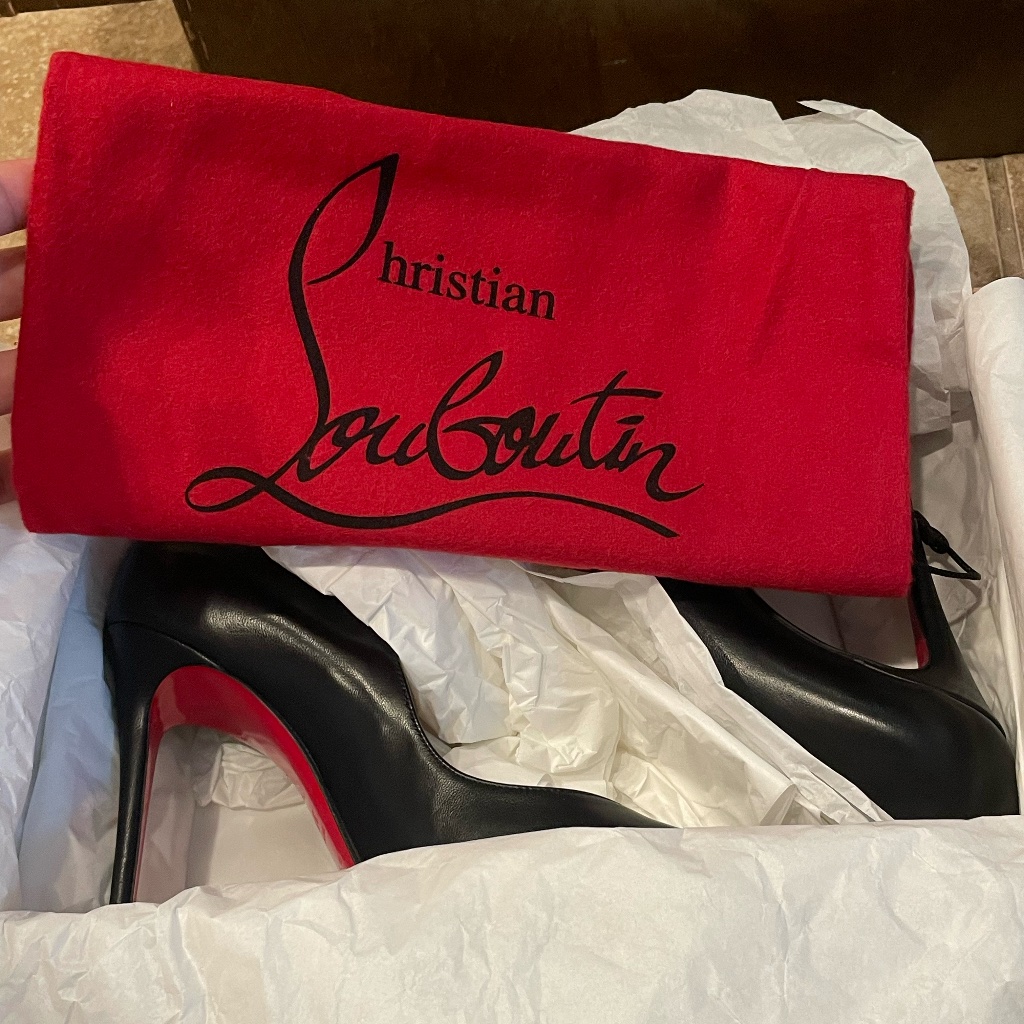 Christian Louboutin Hot Chick Pump